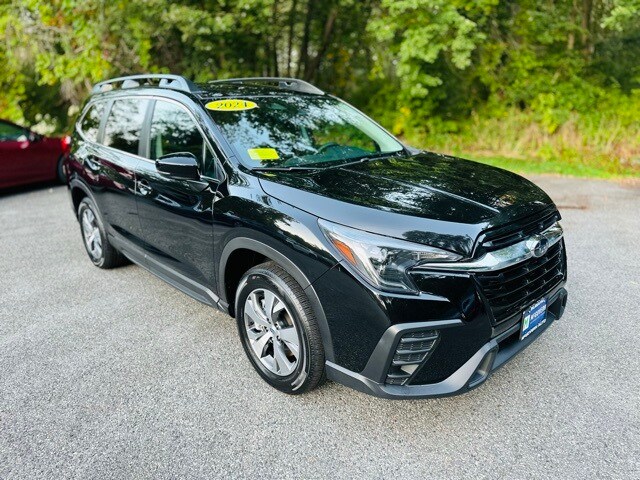 2024 Subaru Ascent Premium photo 3