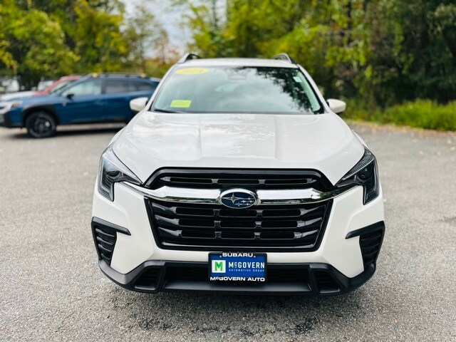 2024 Subaru Ascent Premium photo 2