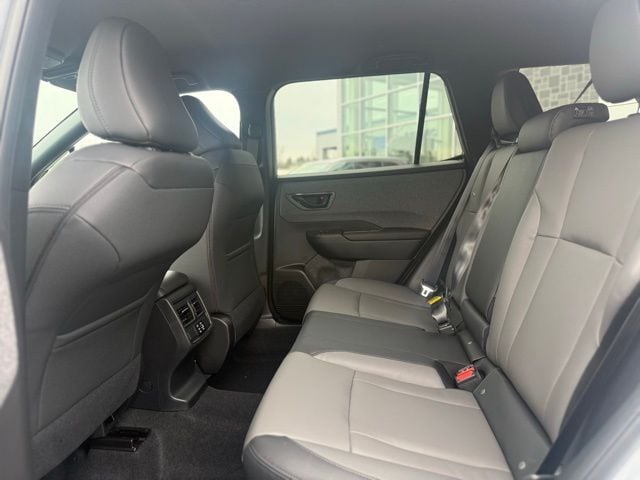 2026 Subaru Outback Premium - Photo 4