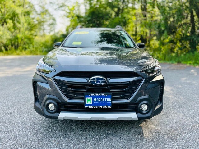 2023 Subaru Outback Limited photo 2