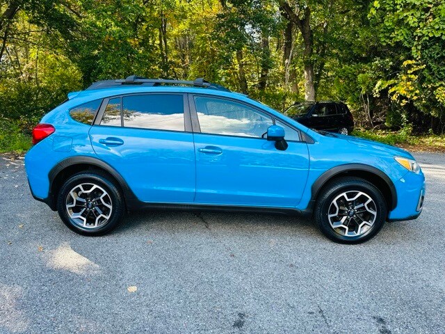 2016 Subaru Crosstrek 2.0i Premium photo 4