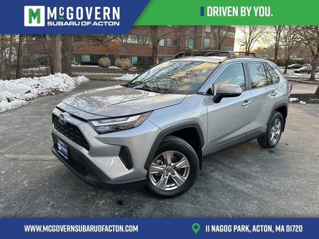 2024 Toyota RAV4 XLE's photo