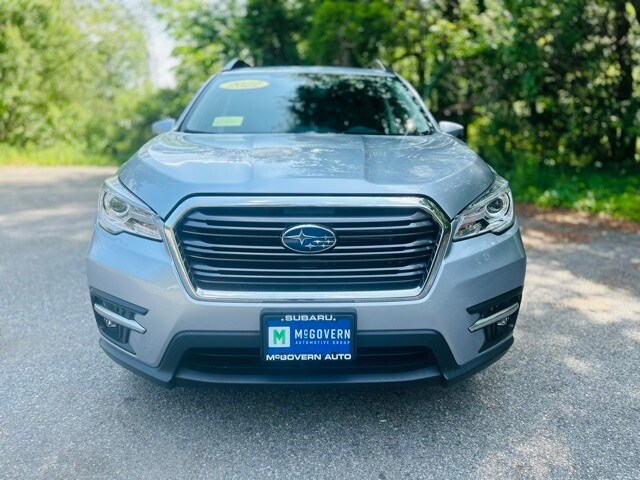2022 Subaru Ascent Limited photo 2
