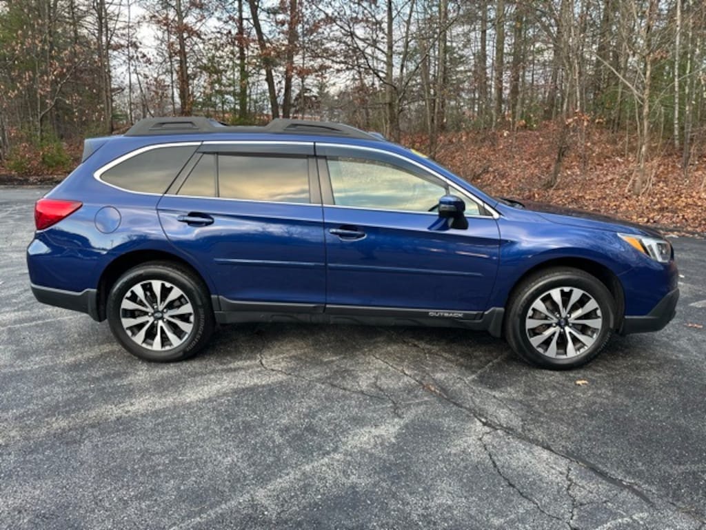 Used 2017 Subaru Outback 2.5i SUV