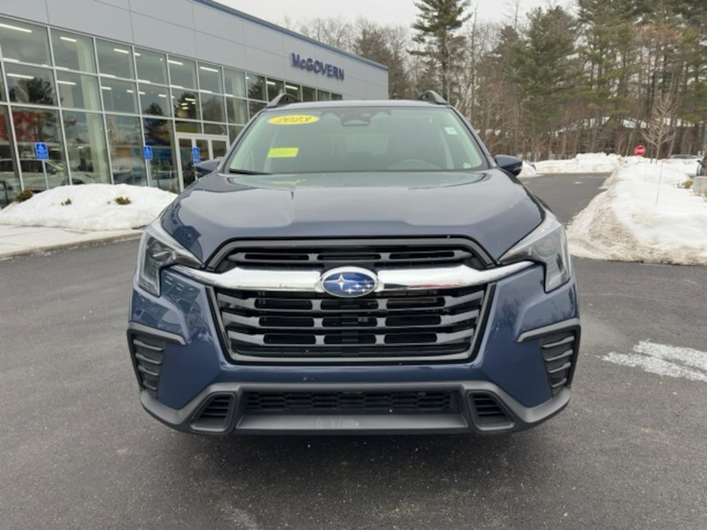 Used 2023 Subaru Ascent Premium SUV
