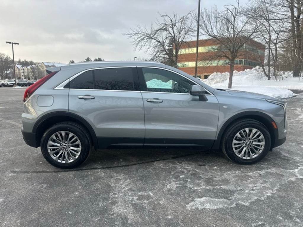 Used 2025 CADILLAC XT4 Premium Luxury SUV