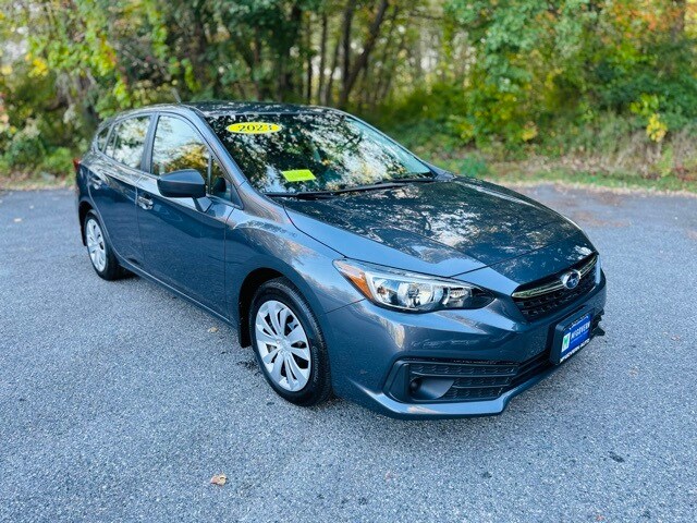 2023 Subaru Impreza Base photo 3