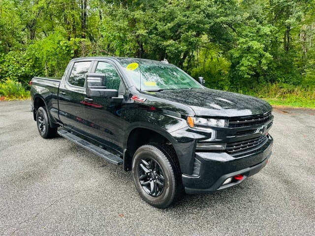 2022 Chevrolet Silverado 1500 LT Trail Boss photo 3