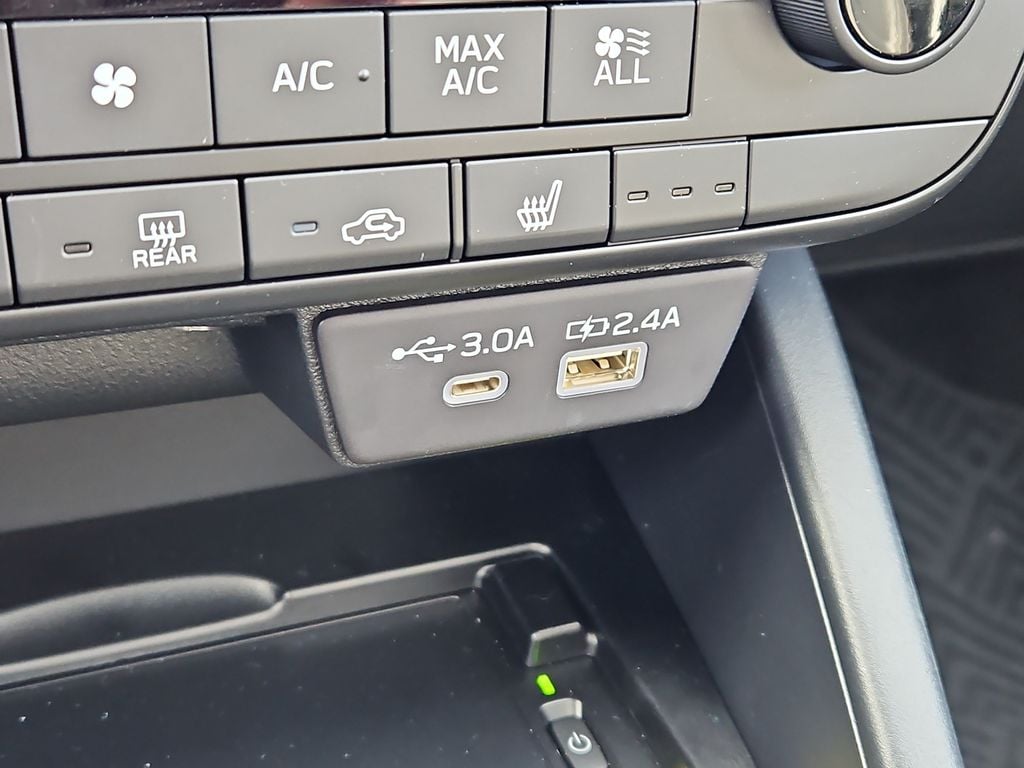 2026 Subaru Outback Limited - Photo 14