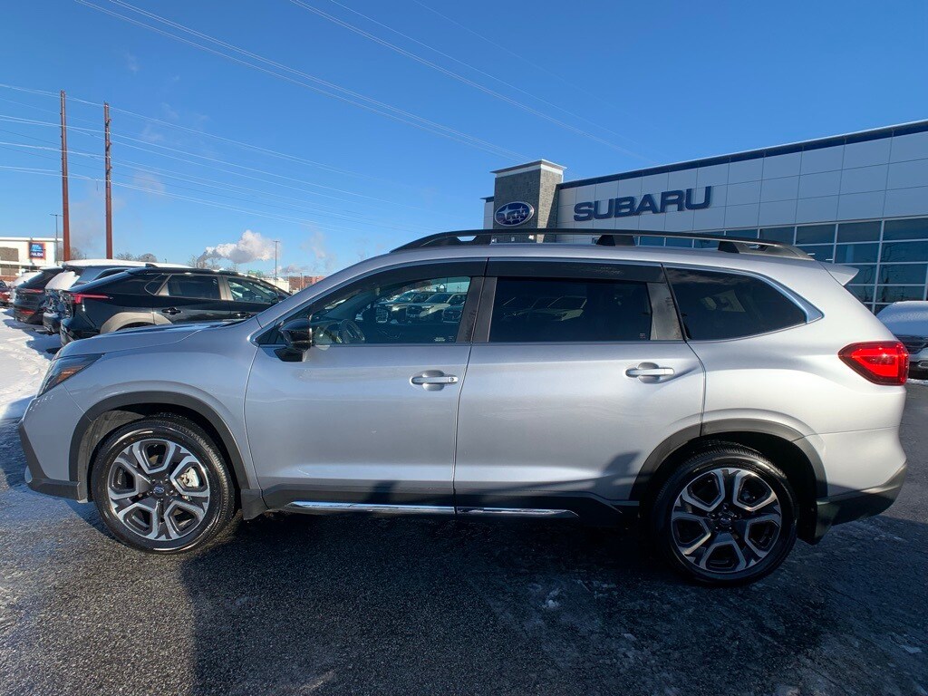 Used 2024 Subaru Ascent Limited SUV