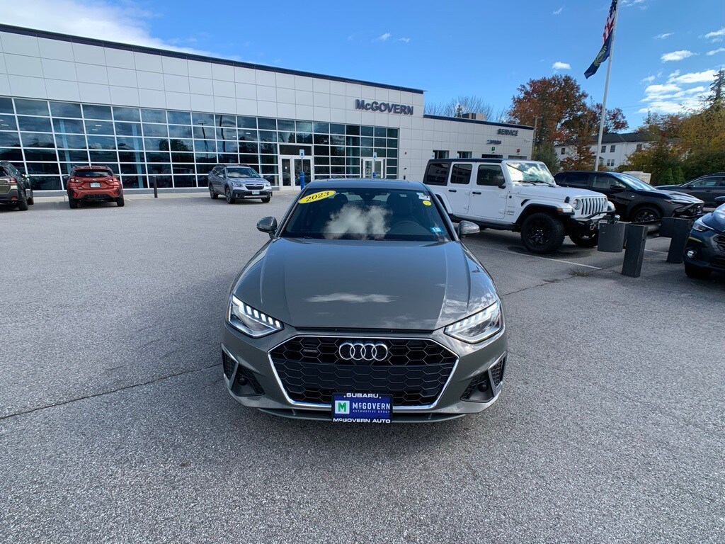 2023 Audi A4 45 S line Premium Plus photo 3