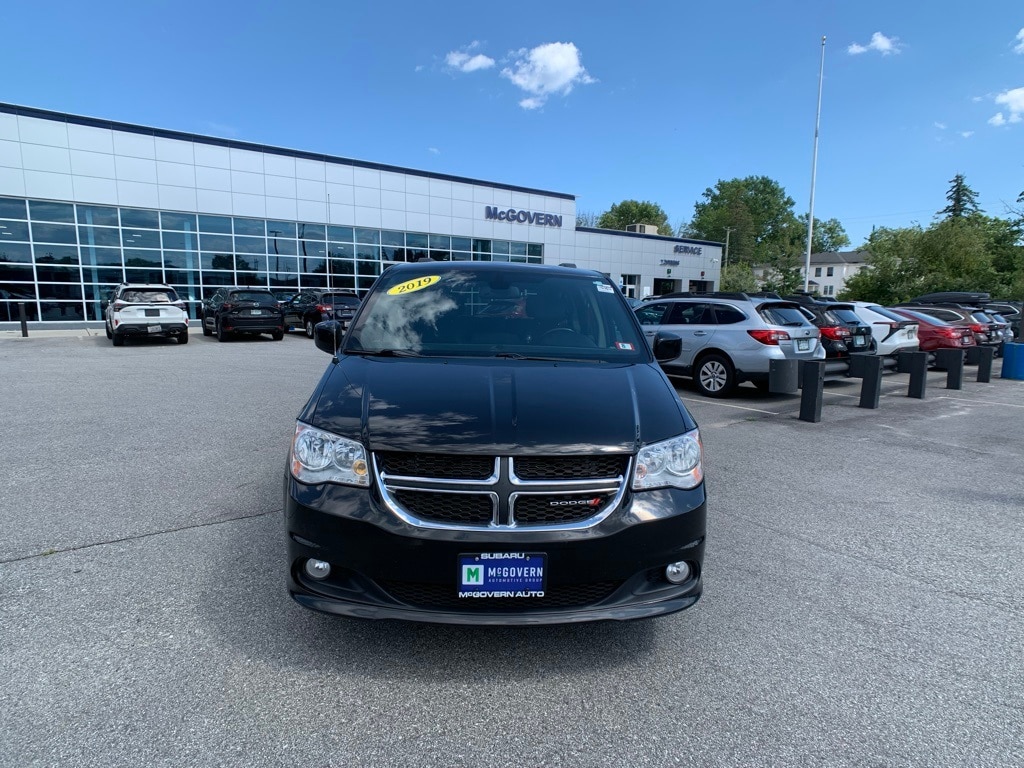 Used 2019 Dodge Grand Caravan SXT with VIN 2C4RDGCG8KR742765 for sale in Newington, NH