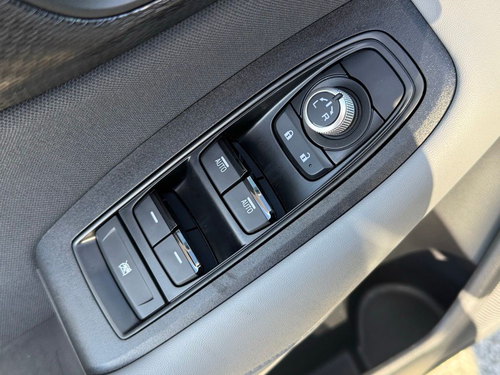 2025 Subaru Outback Premium - Photo 10