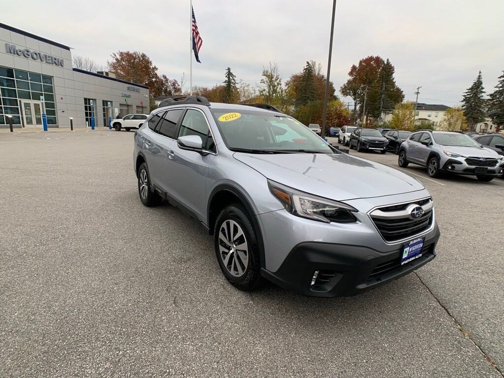 Used 2022 Subaru Outback Premium SUV