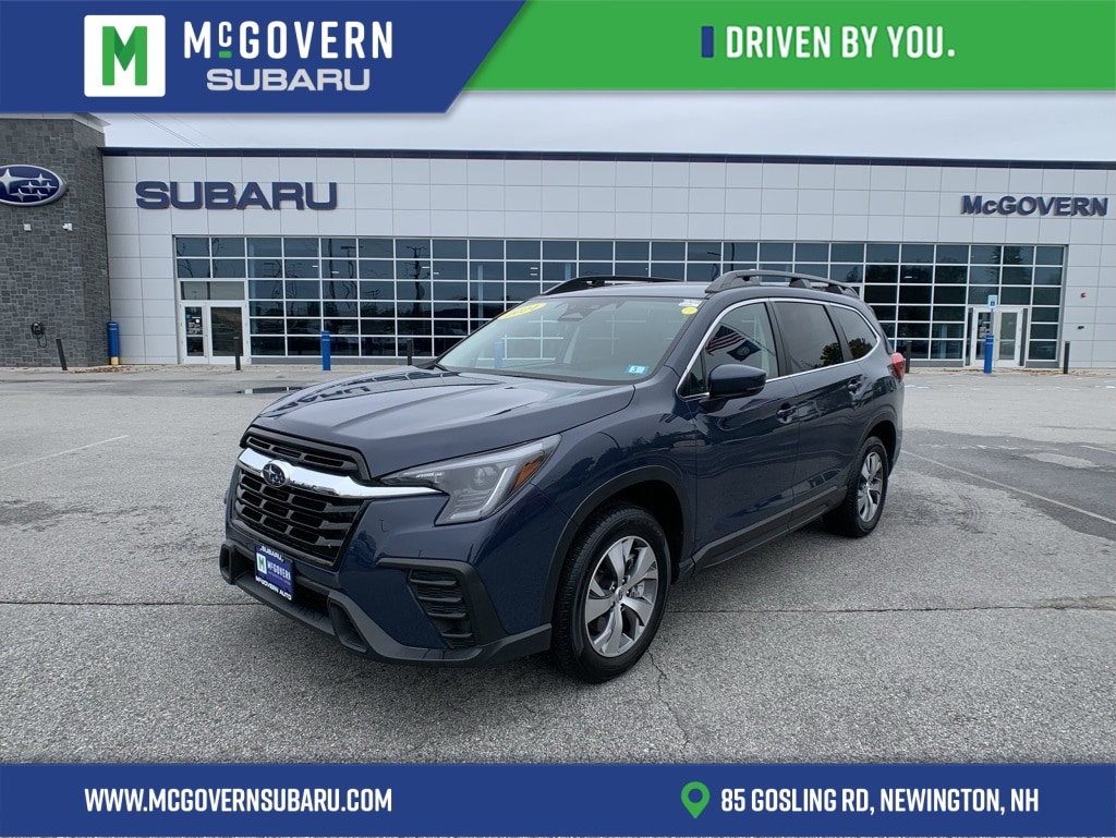 2024 Subaru Ascent Premium's photo