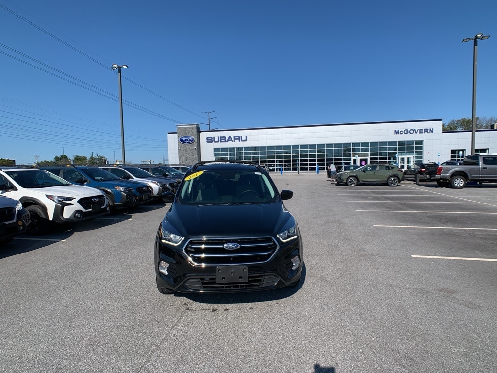 Used 2017 Ford Escape SE with VIN 1FMCU9GD3HUE41684 for sale in Shrewsbury, MA