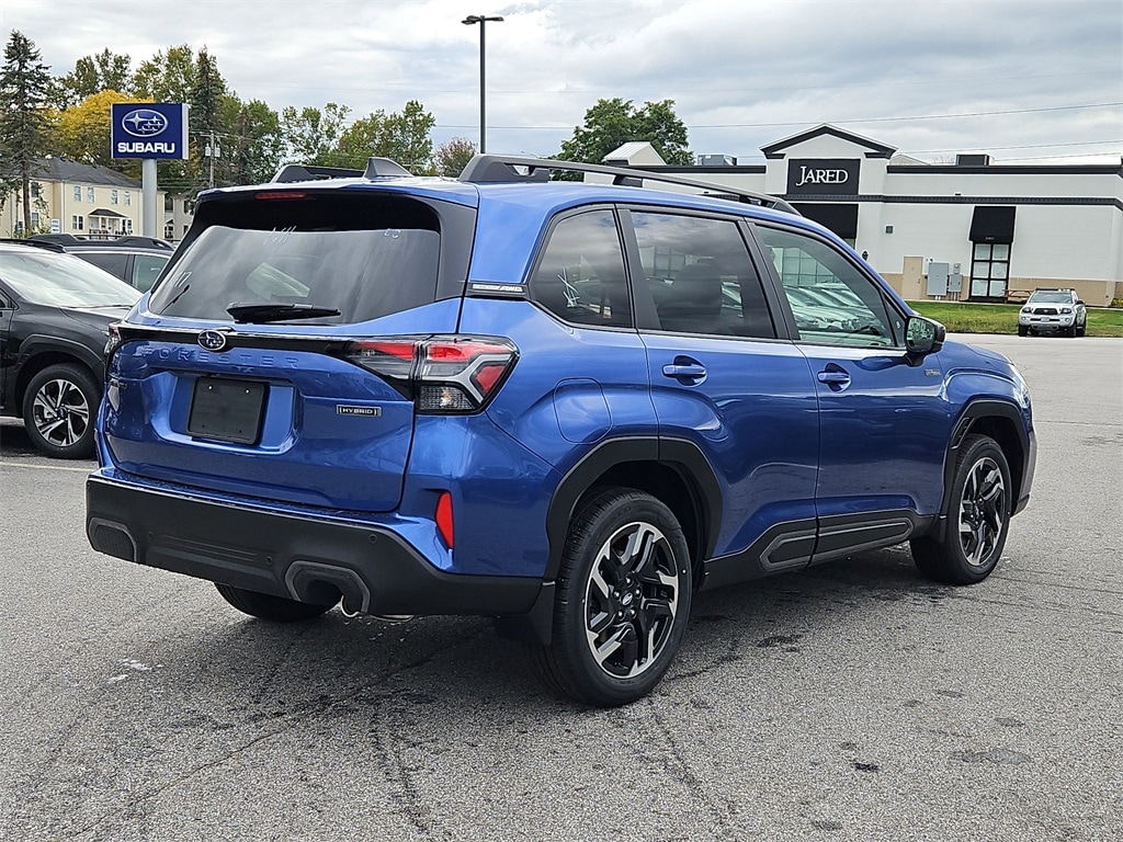 New 2025 Subaru Forester Hybrid Limited SUV