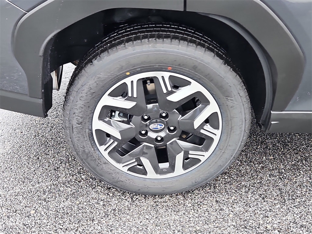 New 2025 Subaru Forester Base SUV