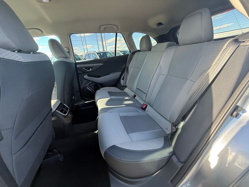 2025 Subaru Outback Premium - Photo 13