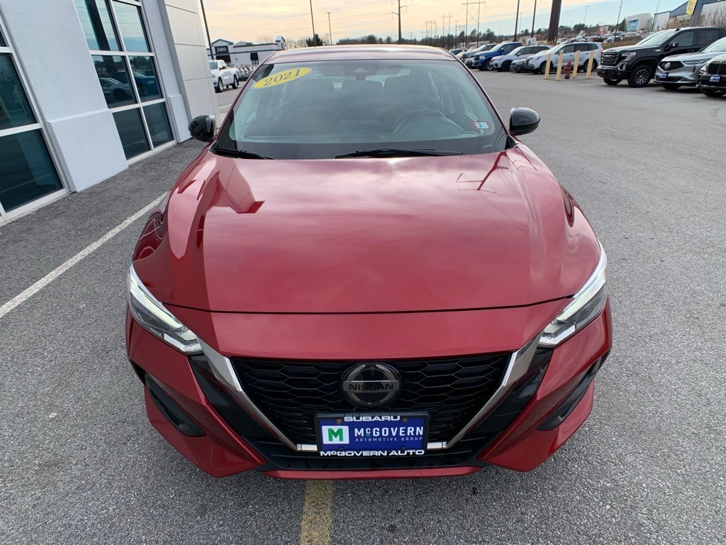 Used 2021 Nissan Sentra SR with VIN 3N1AB8DV3MY247935 for sale in Newington, NH