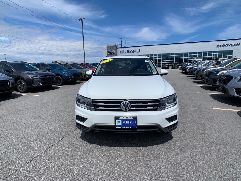 Used 2021 Volkswagen Tiguan SE with VIN 3VV2B7AX4MM030176 for sale in Newington, NH