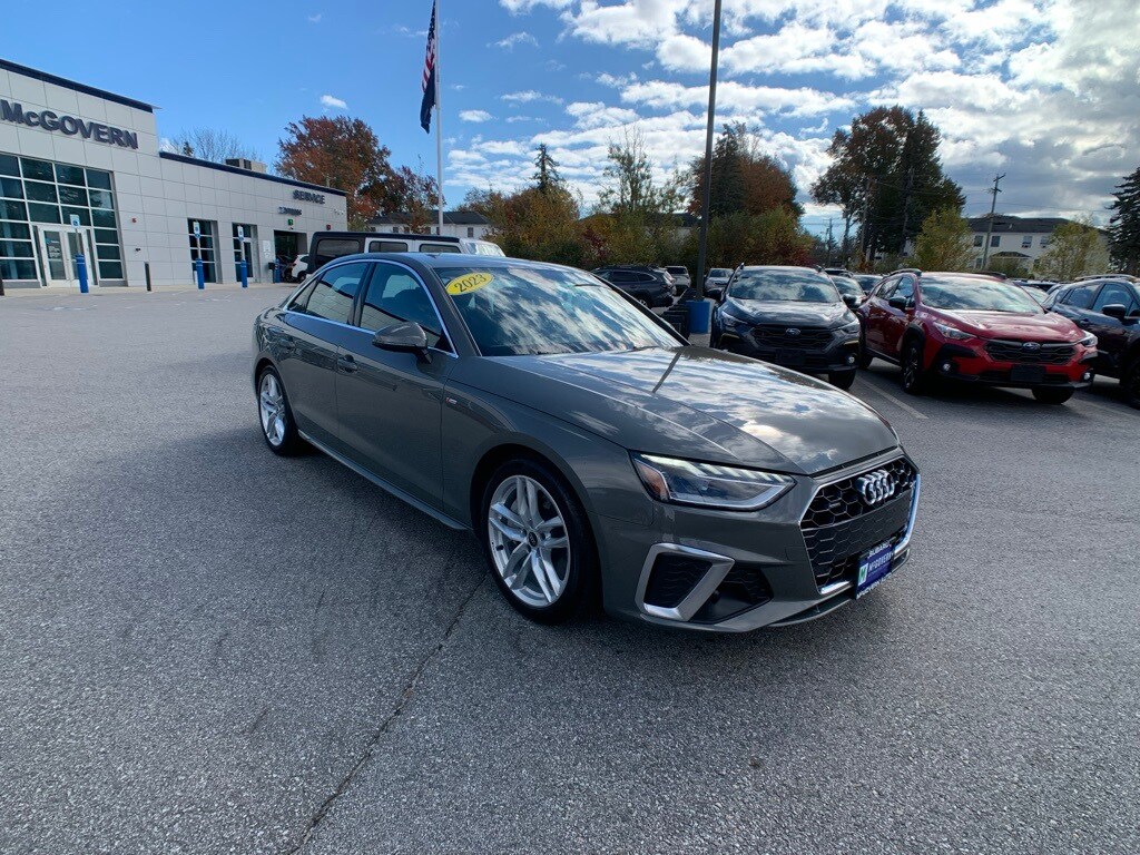 2023 Audi A4 45 S line Premium Plus photo 4