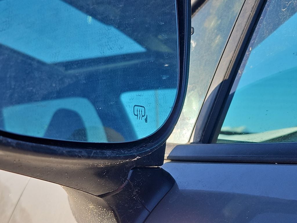 2026 Subaru Forester Premium - Photo 16