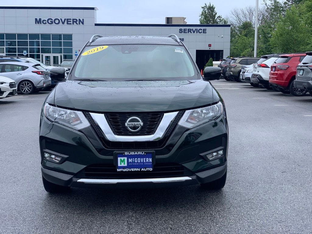 Used 2019 Nissan Rogue SL with VIN 5N1AT2MV2KC772347 for sale in Newington, NH