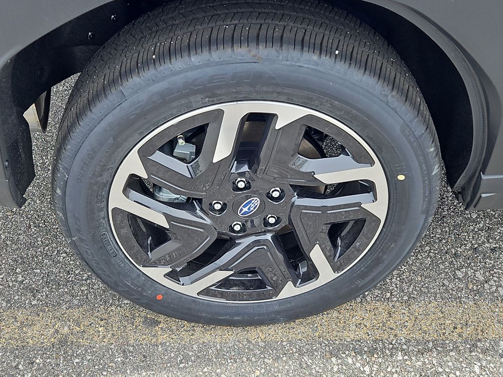 2026 Subaru Forester Limited - Photo 4