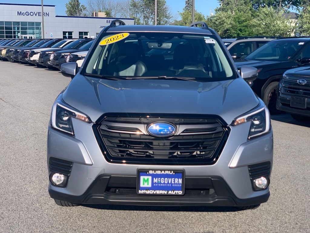 Used 2023 Subaru Forester Limited SUV