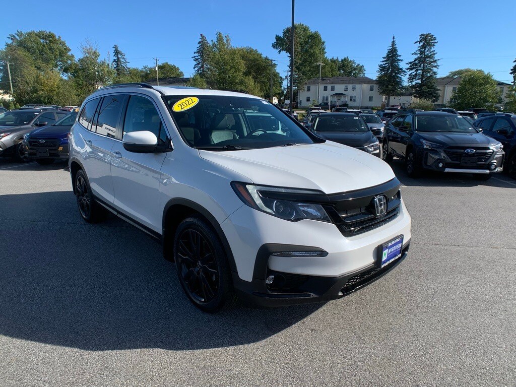 2022 Honda Pilot Special Edition photo 2