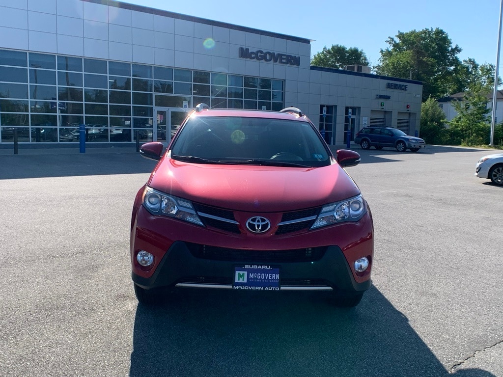 Used 2013 Toyota RAV4 XLE with VIN JTMRFREV8D5008385 for sale in Newington, NH