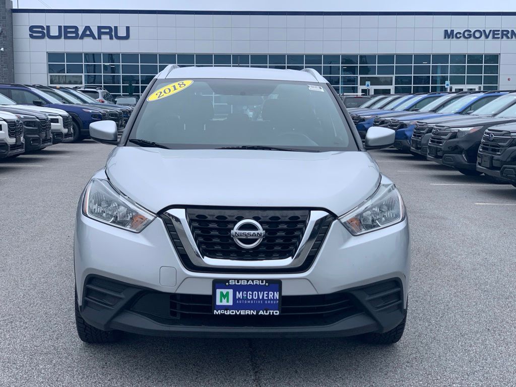 Used 2018 Nissan Kicks SV with VIN 3N1CP5CUXJL508312 for sale in Newington, NH