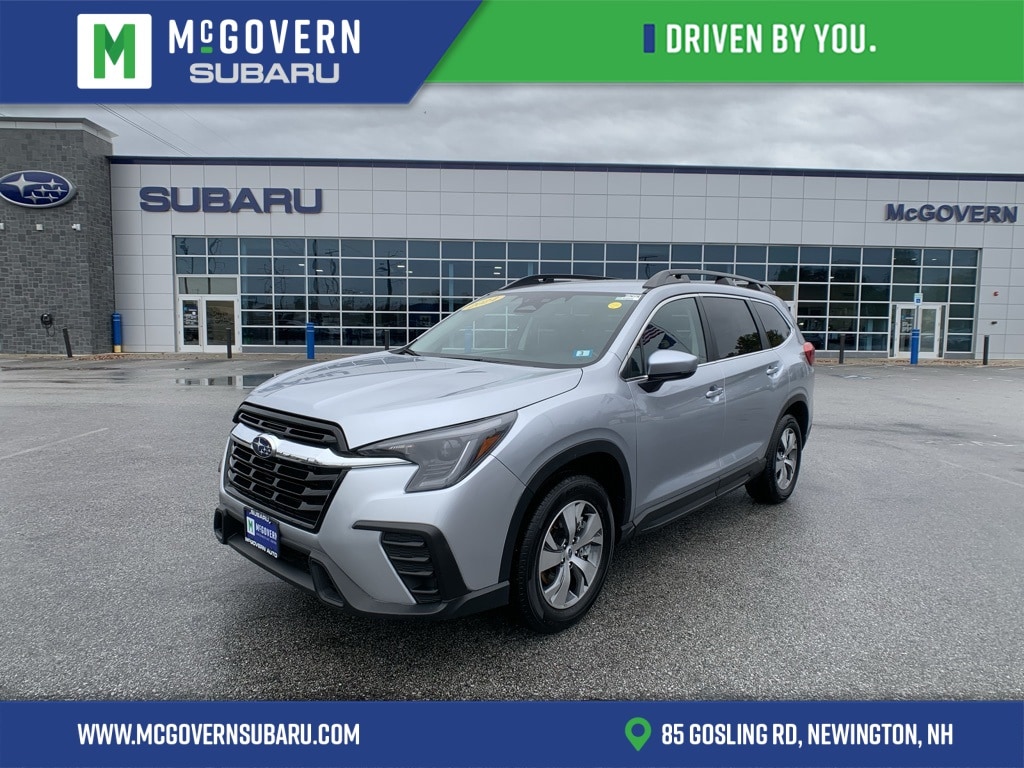 2024 Subaru Ascent Premium's photo