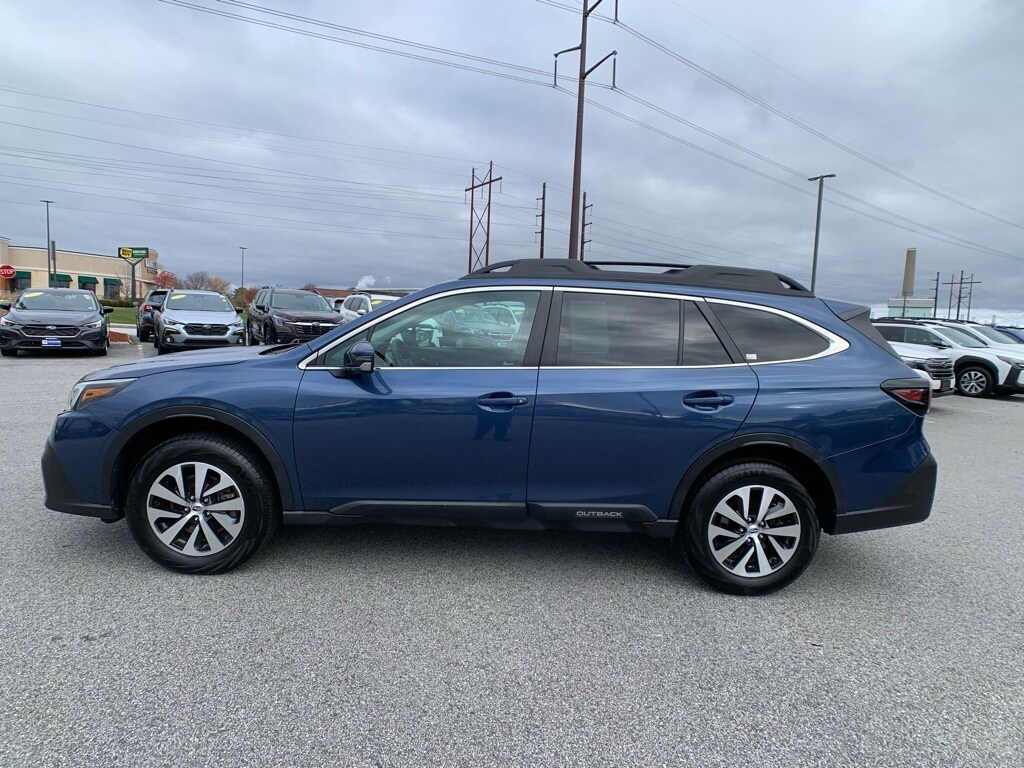 2020 Subaru Outback Premium photo 3