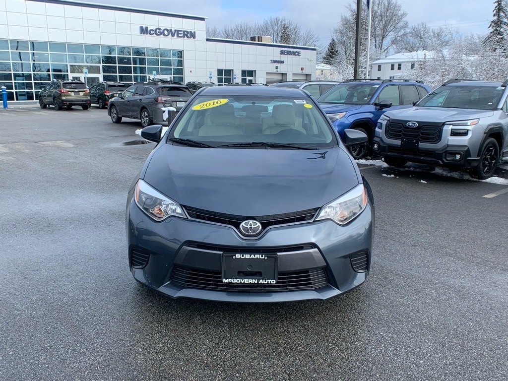 Used 2016 Toyota Corolla LE with VIN 2T1BURHE9GC706465 for sale in Newington, NH