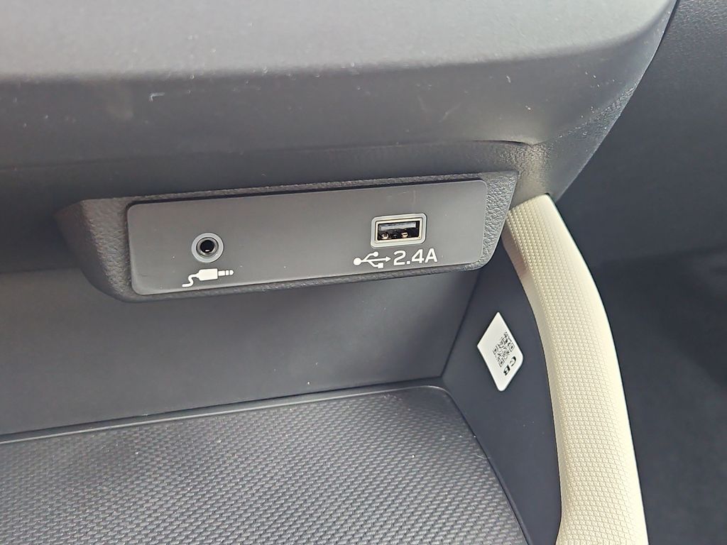 2026 Subaru Forester Base - Photo 9