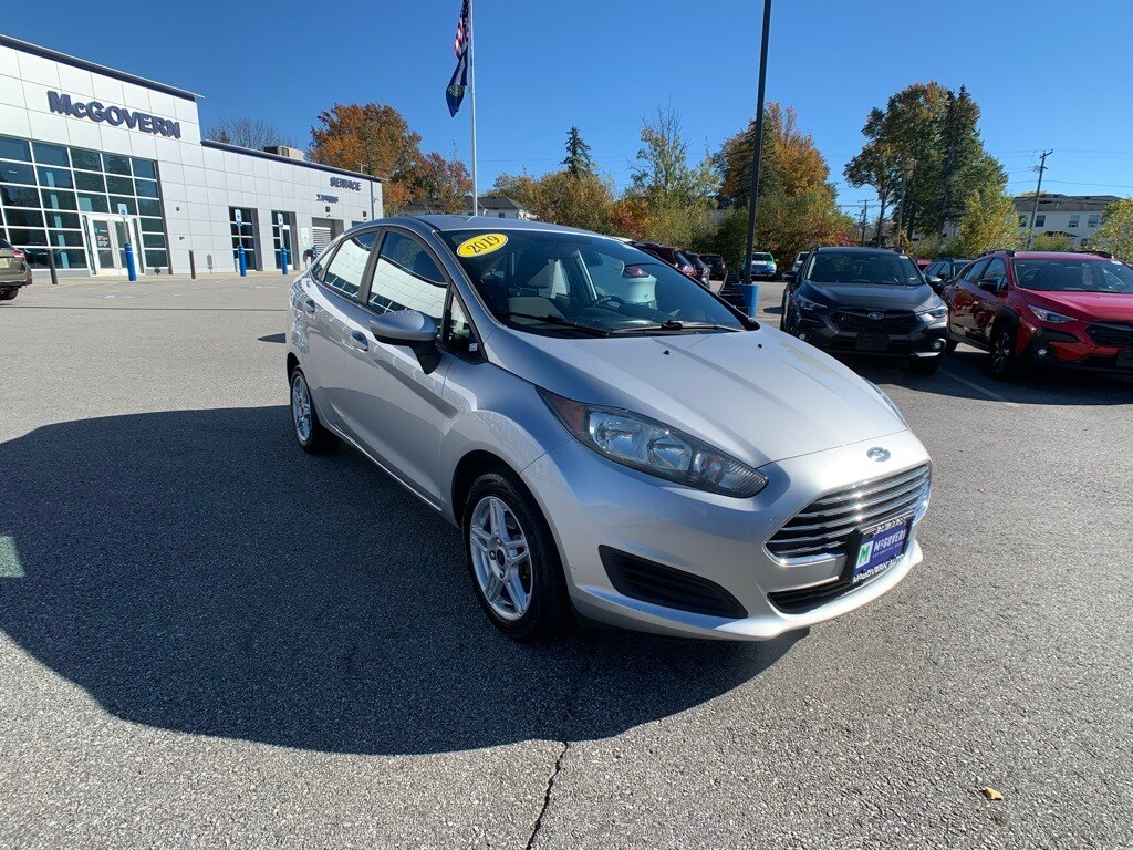 2019 Ford Fiesta SE photo 3