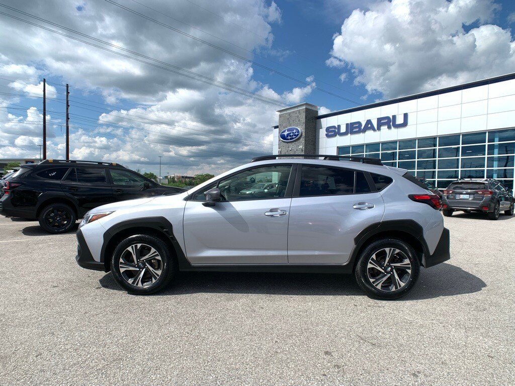 2024 Subaru Crosstrek Premium photo 2