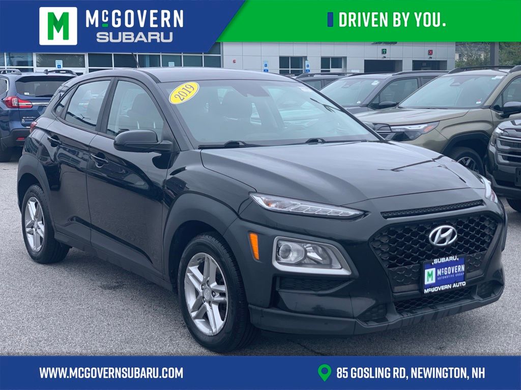 Used 2019 Hyundai Kona SE with VIN KM8K1CAA0KU357930 for sale in Newington, NH