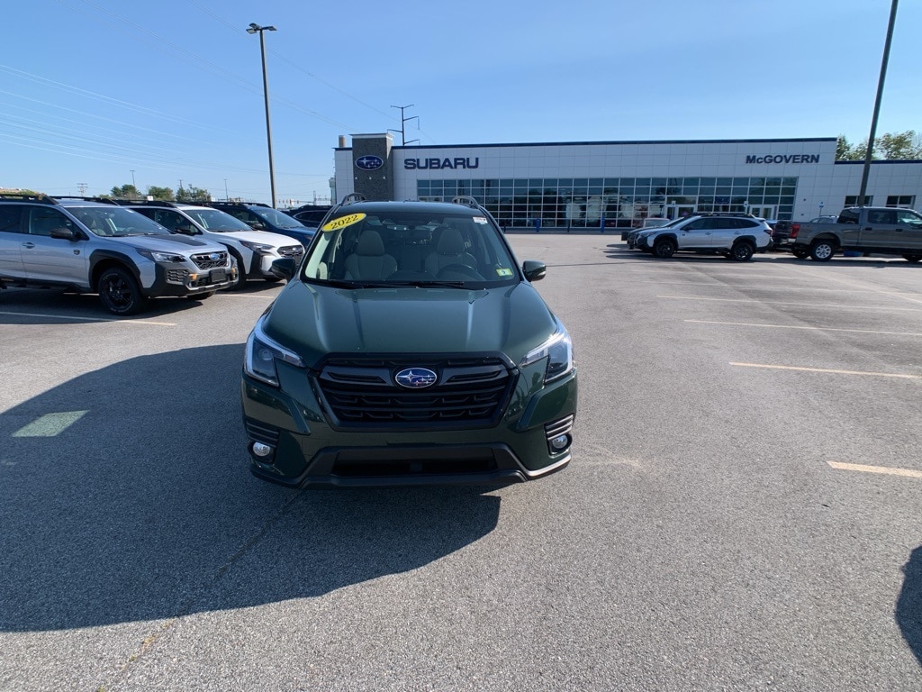 Used 2022 Subaru Forester Limited with VIN JF2SKAPC5NH410635 for sale in Newington, NH