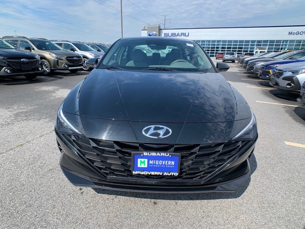 Used 2021 Hyundai Elantra SEL with VIN 5NPLM4AG7MH001854 for sale in Newington, NH