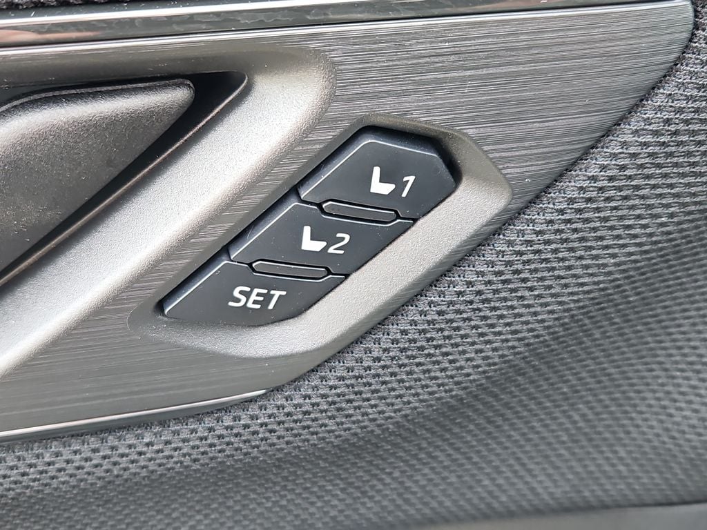 2026 Subaru Outback Limited - Photo 11