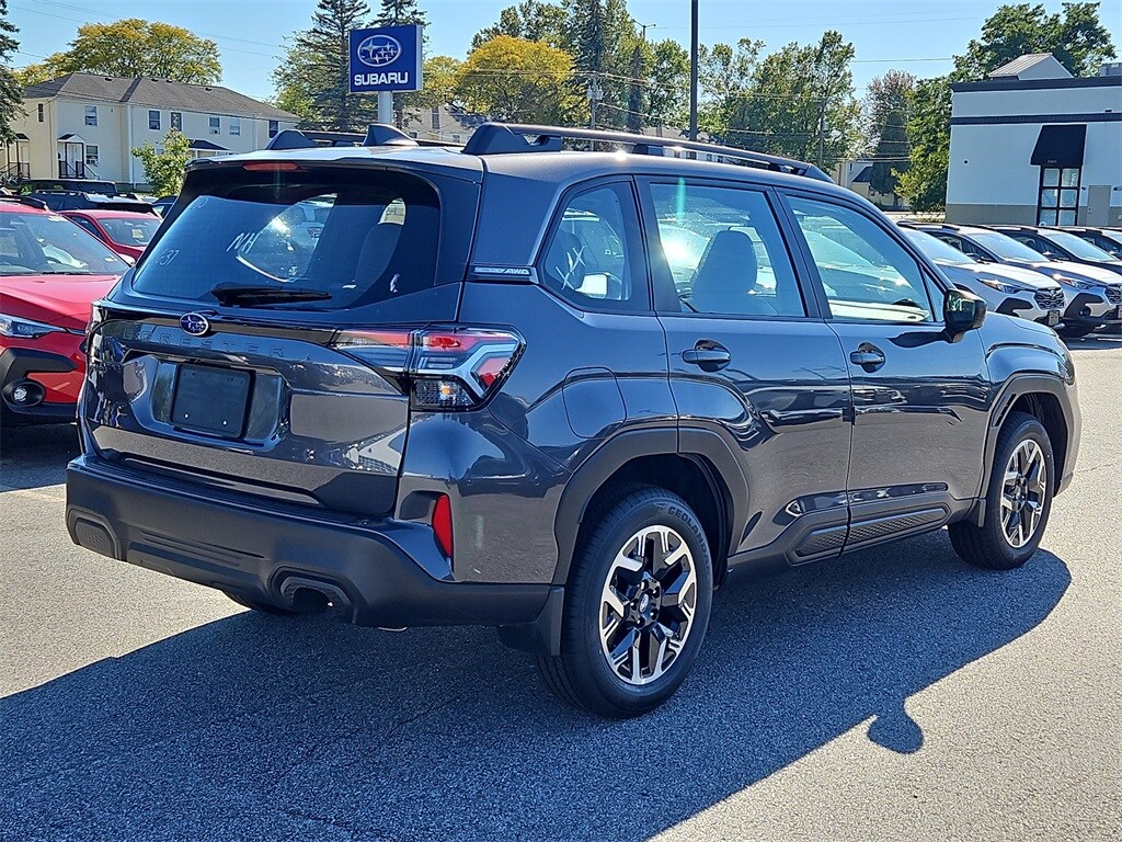 2025 Subaru Forester Base photo 2