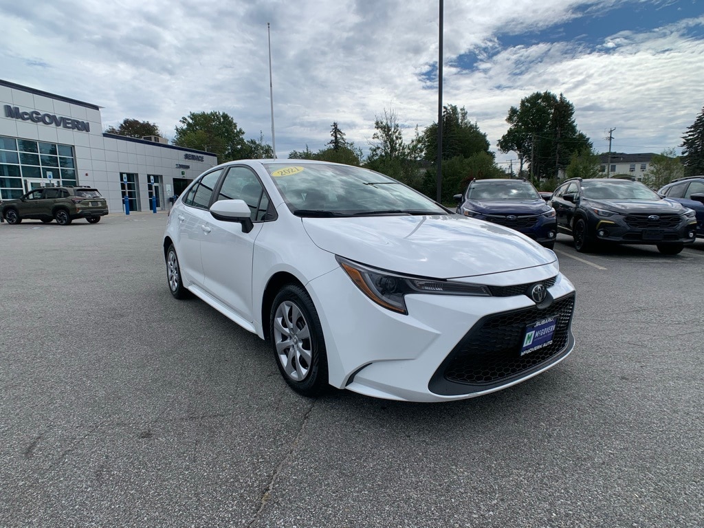 Used 2021 Toyota Corolla LE Sedan