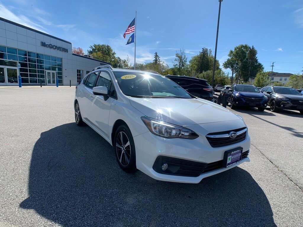 2023 Subaru Impreza Premium photo 3
