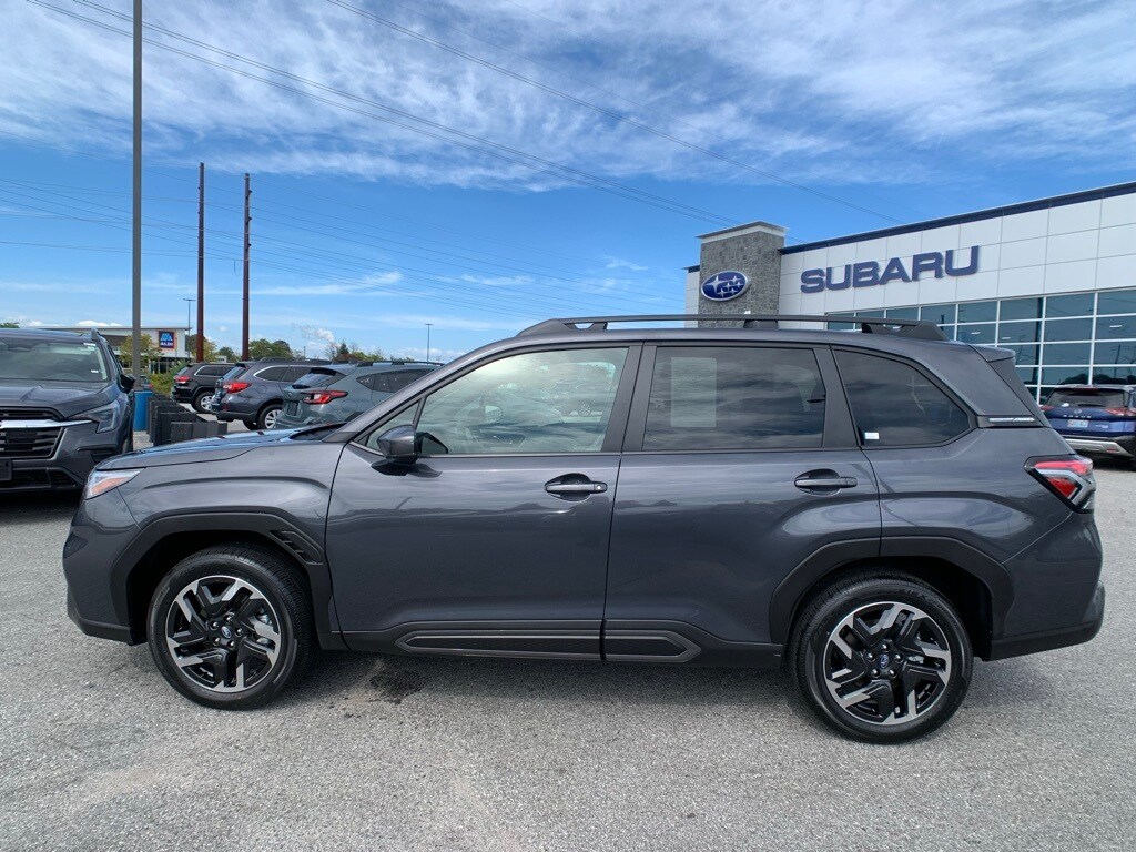 2025 Subaru Forester Limited photo 3