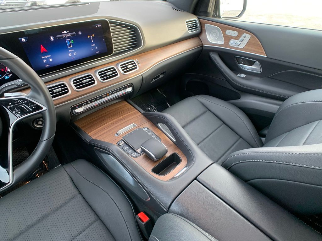 2025 Mercedes-Benz GLE GLE350 - Photo 37
