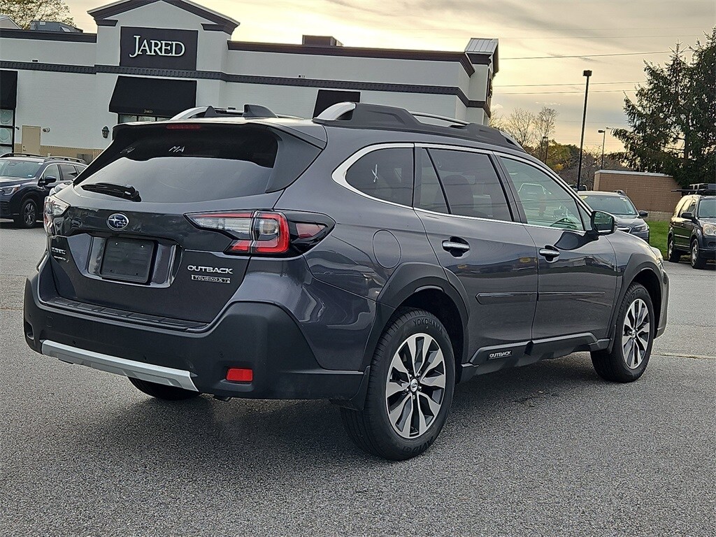 2025 Subaru Outback Touring XT photo 3