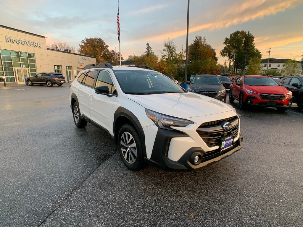 2024 Subaru Outback Premium photo 2